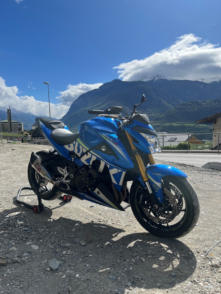 Suzuki GSX-S 1000 L6 Moto GP/Yoshimura