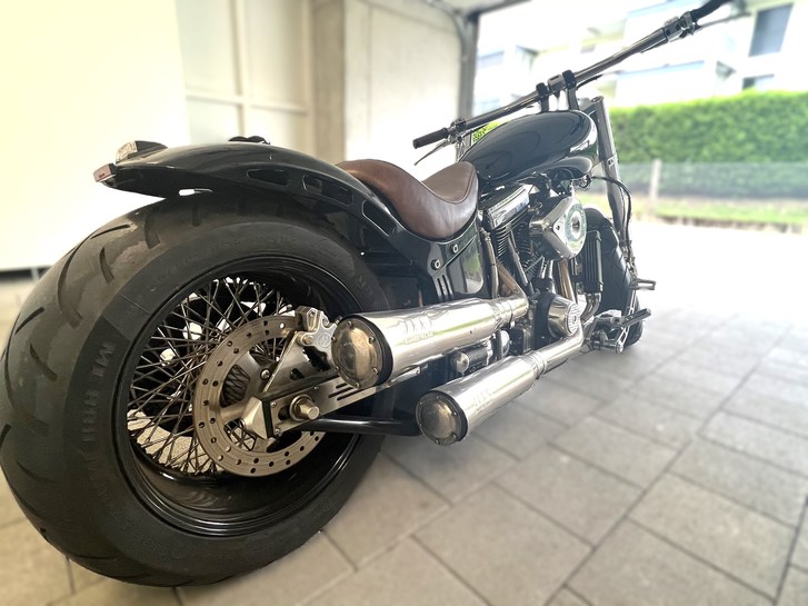 HARLEY-DAVIDSON Fat Bob Dyna PAT BIKES PONTIFEX