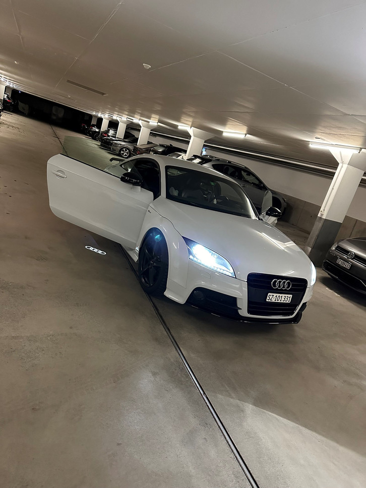 Audi TT Coupé 2.0 TFSI 211