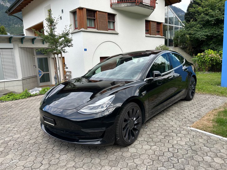 Tesla Model 3 Performance D