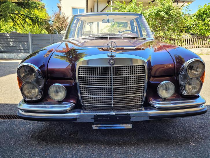 MERCEDES-BENZ 300 SEL 3.5