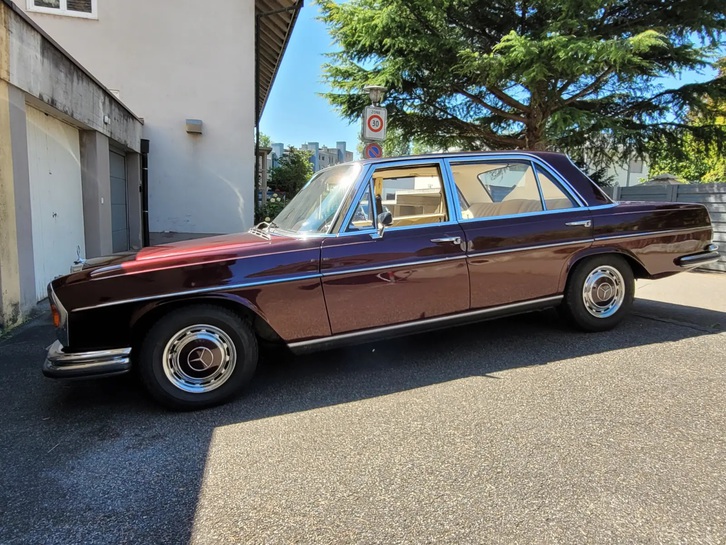 MERCEDES-BENZ 300 SEL 3.5