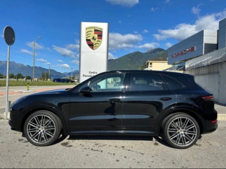 Porsche Cayenne 3.0 V6