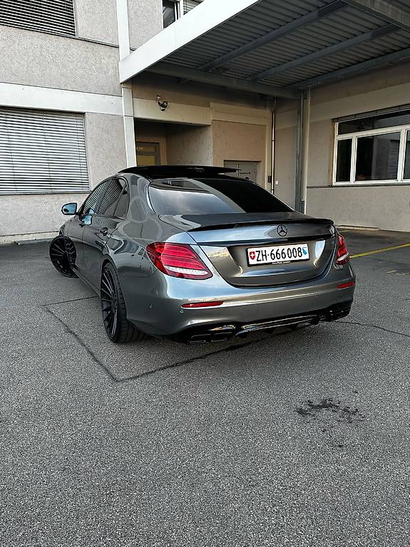 Mercedes-Benz E-Klasse W213 E 450 AMG Line 4matic