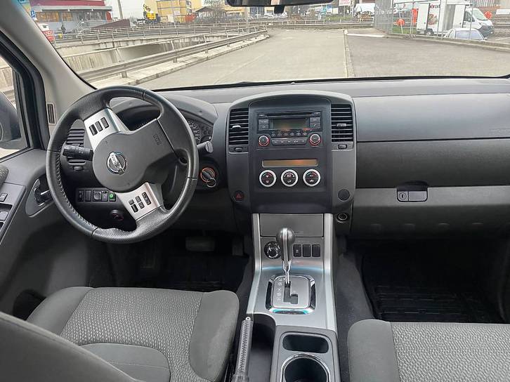 Nissan Navara Double Cab Tekna 2.3 dCi 4WD