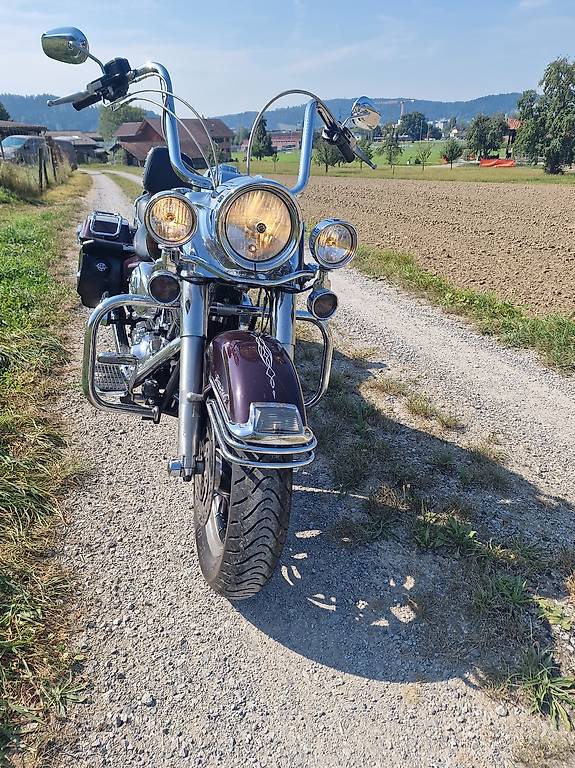 HARLEY-DAVIDSON FLHRC 1584 Road King Classic