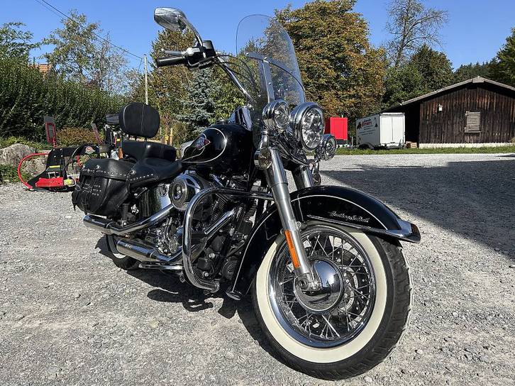 HARLEY-DAVIDSON FLSTC Softail Heritage Classic ABS