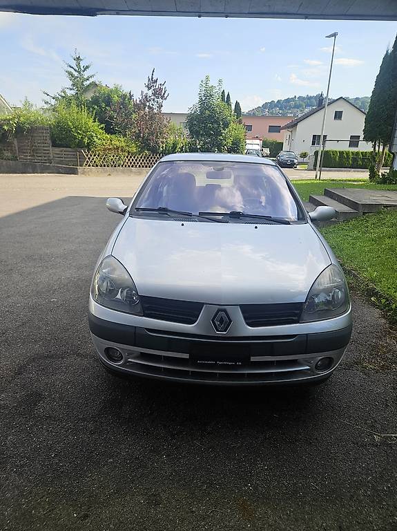 Renault Clio 1.4 16V Privilège Luxe