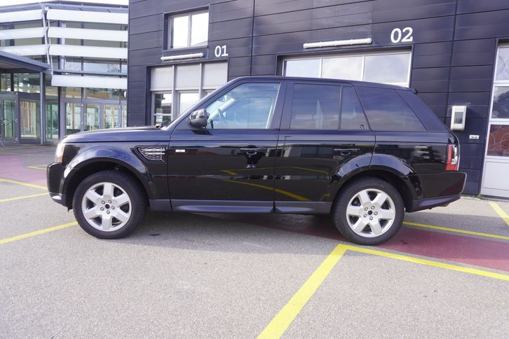 Land Rover Range Rover Sport 3.0 TDV6 HSE