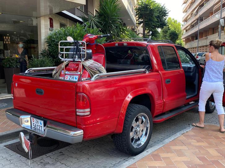 DODGE RAM 1500   4.7l  V8  Quad Cab