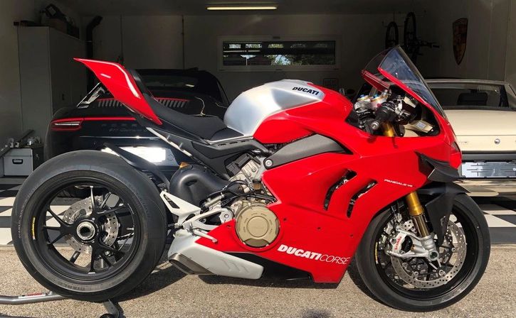 DUCATI Panigale 998 V4 R