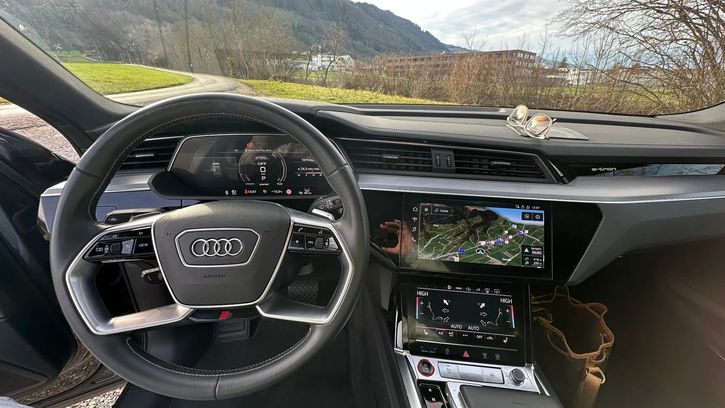 Audi e-tron S Sportback quattro