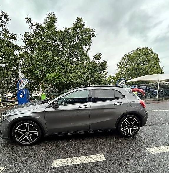 Mercedes-Benz GLA-Klasse X156 GLA 250 4m