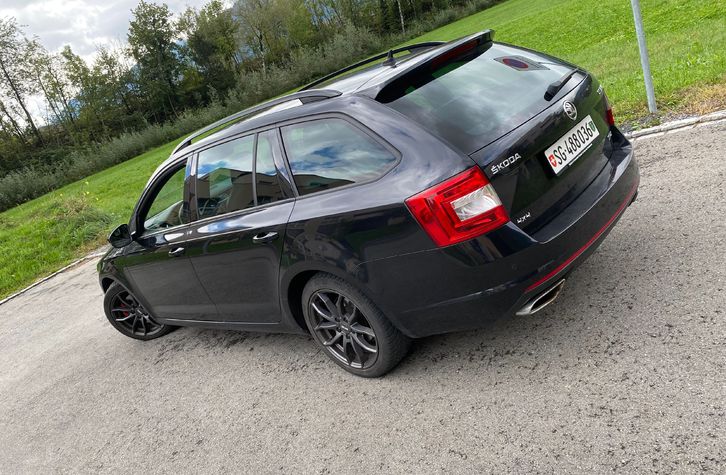 Skoda Octavia Combi 2.0 TDI 184 RS Prag 4x4 DSG