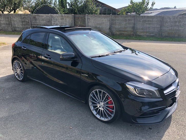 Mercedes-Benz A-Klasse W176 A 45 AMG 4m