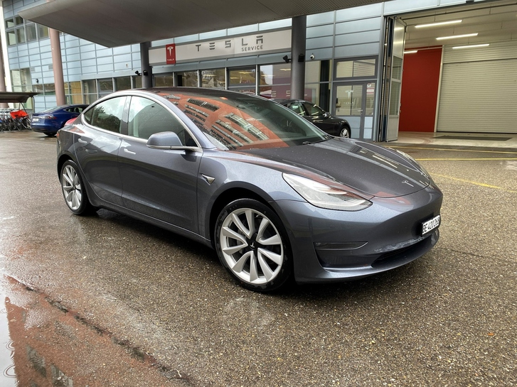 Tesla Model 3 Long Range D