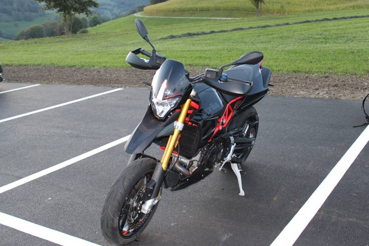 APRILIA Dorsoduro SMV 900