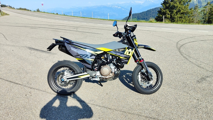 HUSQVARNA 701 Supermoto