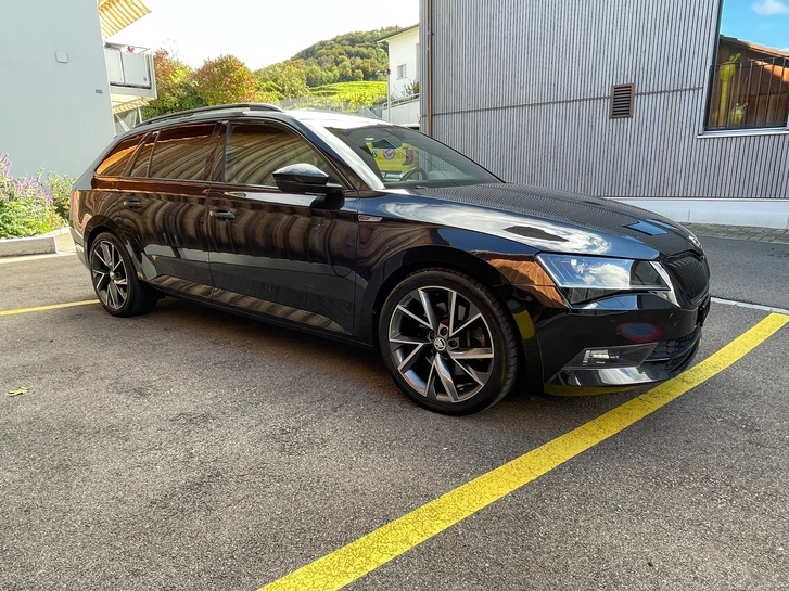 Skoda Superb Combi 2.0 TSI 280 SportLine 4x4 DSG