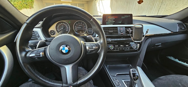 BMW 3er Reihe F30 330i SAG