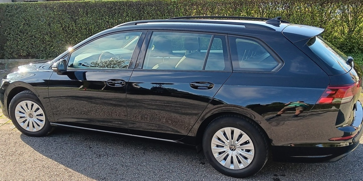 VW Golf VIII Variant 1.0 TSI Value