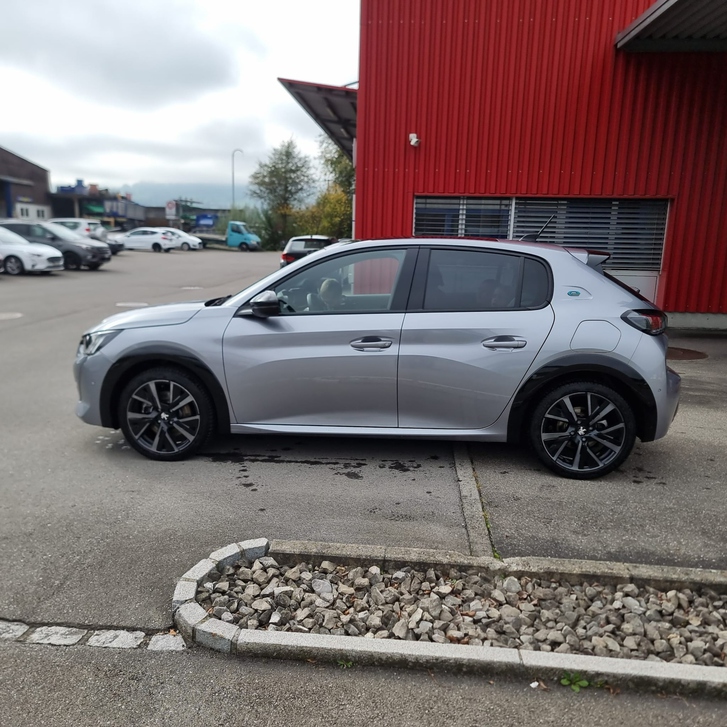 Peugeot 208 e-GT