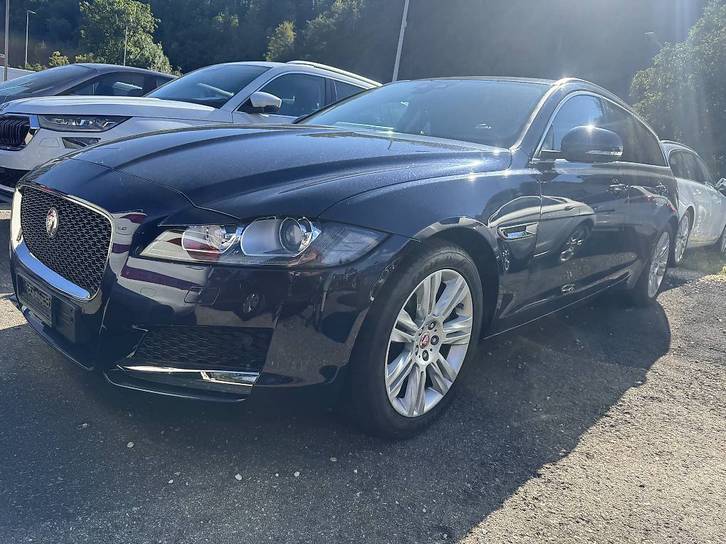 Jaguar XF Sportbrake 2.0 D 240 Prestige AWD