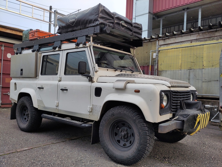 Land Rover Defender 110 2.4 Tdi SW