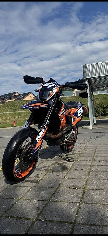 KTM 690 SMC R