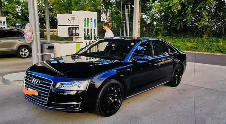 Audi A8 4.2 V8 TDI quattro T-Tronic