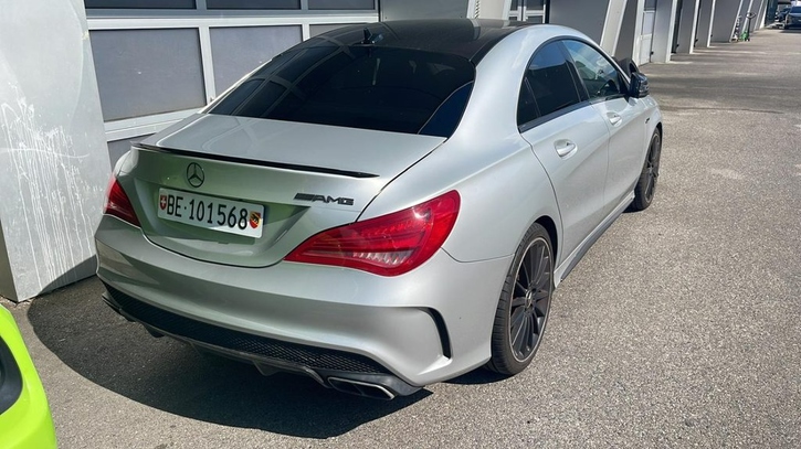 Mercedes-Benz CLA-Klasse C117 CLA 45 AMG 4m