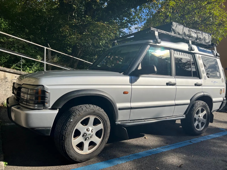 Land Rover Discovery 4.0 V8 S