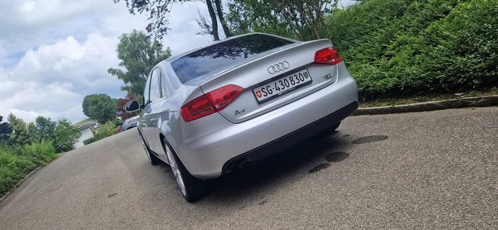 Audi A4 1.8 TFSI 160 quattro