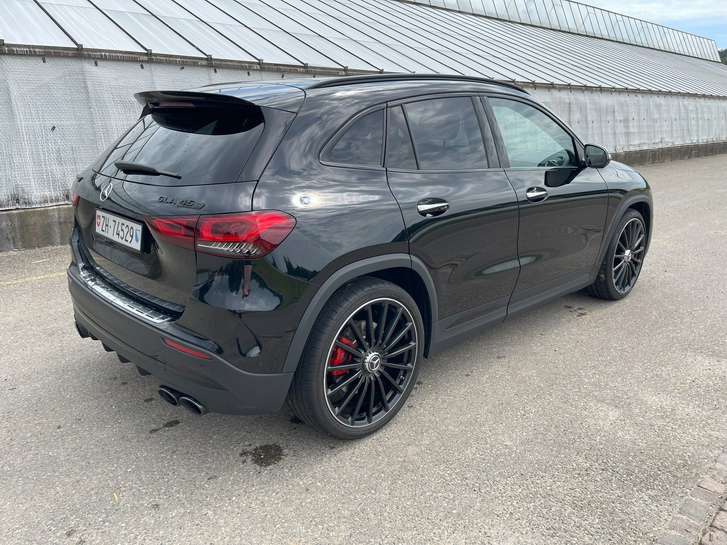 Mercedes-Benz GLA-Klasse H247 GLA 45 S AMG 4matic+