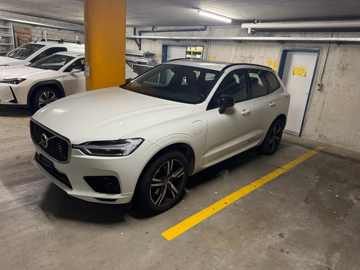 Volvo XC60 2.0 T8 TE R-Design eAWD