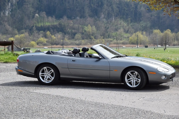 Jaguar XK Convertible 4.2