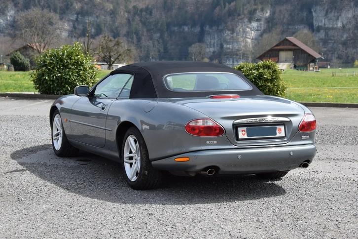 Jaguar XK Convertible 4.2