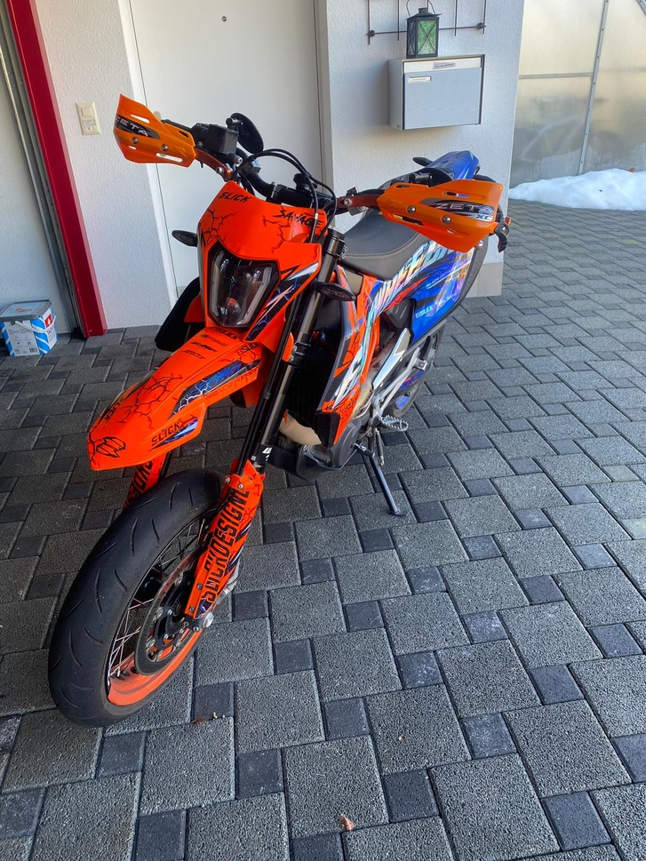 KTM 690 SMC R ABS (35 kW)