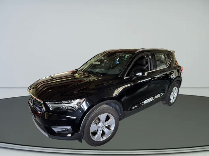 Volvo XC40 2.0 T5 Momentum AWD