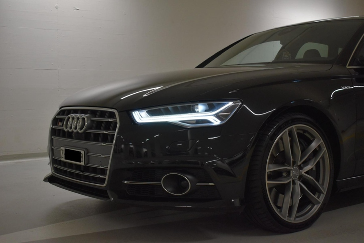 Audi S6 Avant 4.0 V8 TFSI quattro S-Tronic