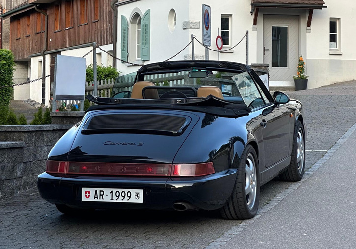 Porsche 911 Cabriolet 3.6 Carrera 2