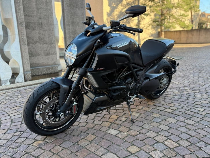 Ducati  Diavel 1200 Carbon