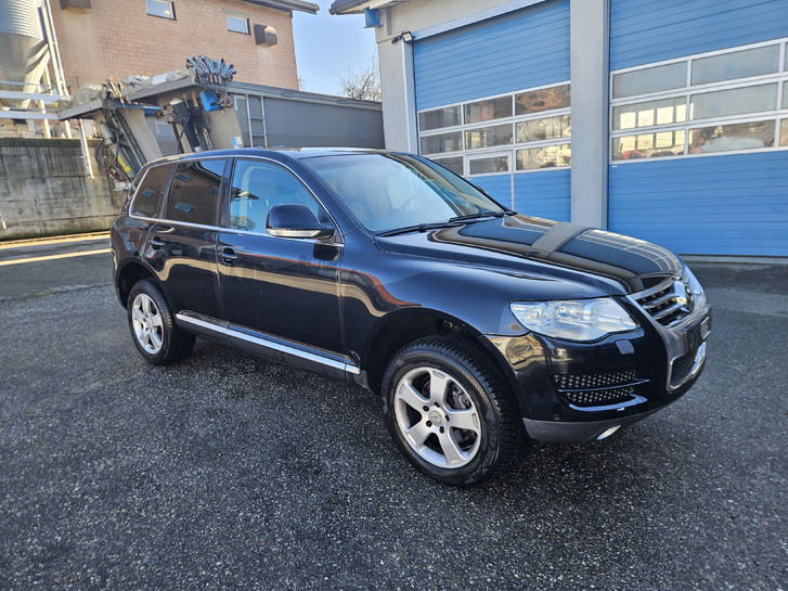 VW Touareg 3.0 V6 TDI 240