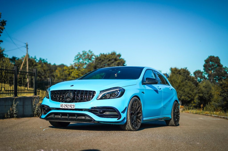 Mercedes-Benz A-Klasse W176 A 45 AMG 4m Mercedes-Benz A-Klasse W176 A 45 AMG 4m