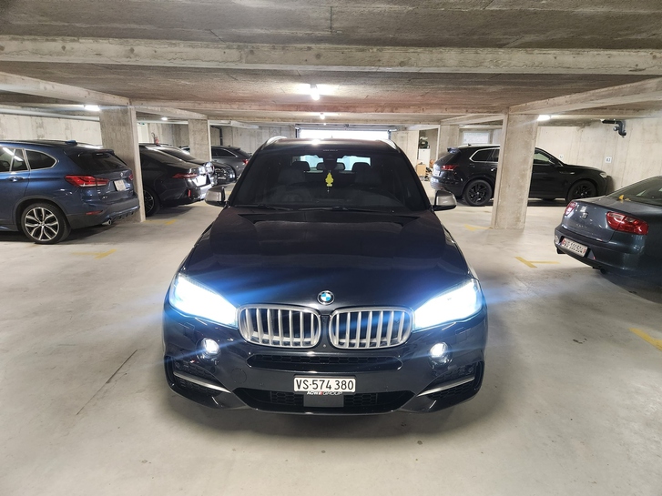 BMW X5 F15 M50d BMW X5 F15 M50d
