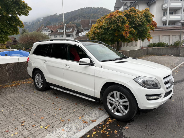 Mercedes-Benz GL-Klasse X166 GL 350 V6 CDI BlueTec Mercedes-Benz GL-Klasse X166 GL 350 V6 CDI BlueTec