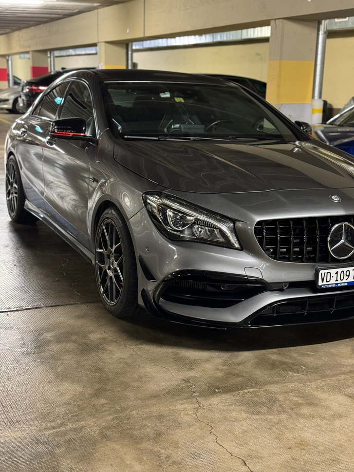 Mercedes-Benz CLA-Klasse C117 CLA 45 AMG 4m Mercedes-Benz CLA-Klasse C117 CLA 45 AMG 4m