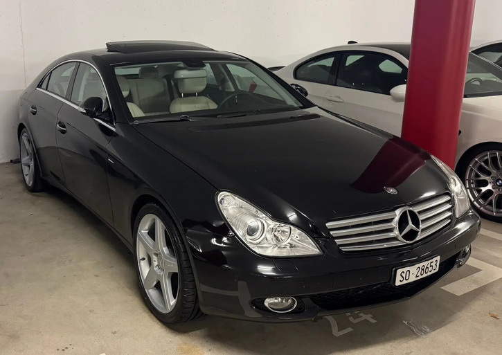 Mercedes-Benz CLS-Klasse C219 CLS 350 V6 CGI Mercedes-Benz CLS-Klasse C219 CLS 350 V6 CGI