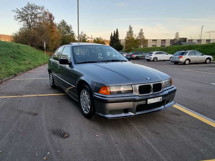 Gebrauchtwagen: BMW 318i 1994 - Nur 38.000 km BMW