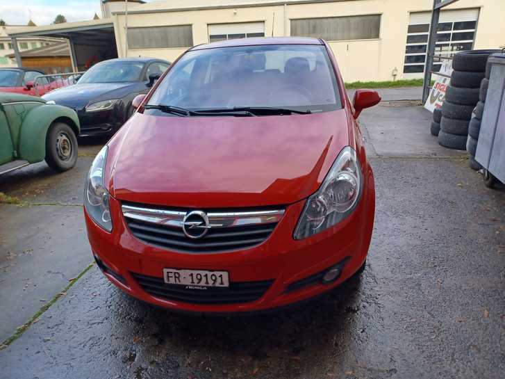 Opel Corsa D 1.4 - Frischer MFK - CHF 3800 Opel